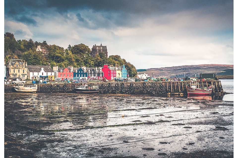 image link to Low Tide - Tobermory page.