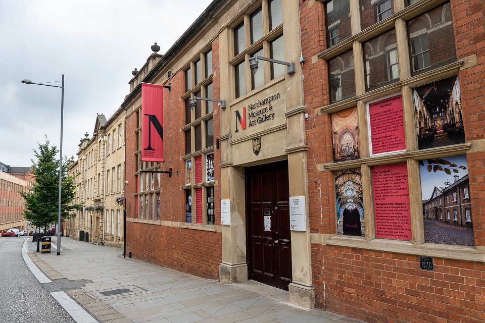 Northampton Museum and Art Gallery frontage street view