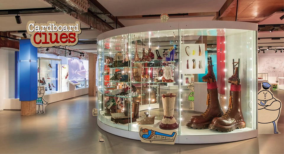 Shoe gallery with cardboard clues.