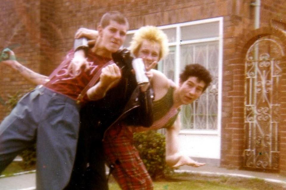 image link to PUNK: Rage & Revolution page.