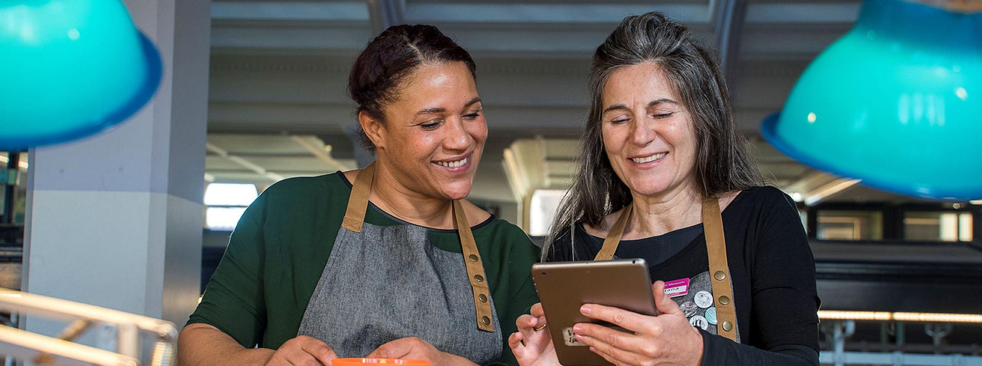 Ypu are hoveing over an image linked to Guest Curators