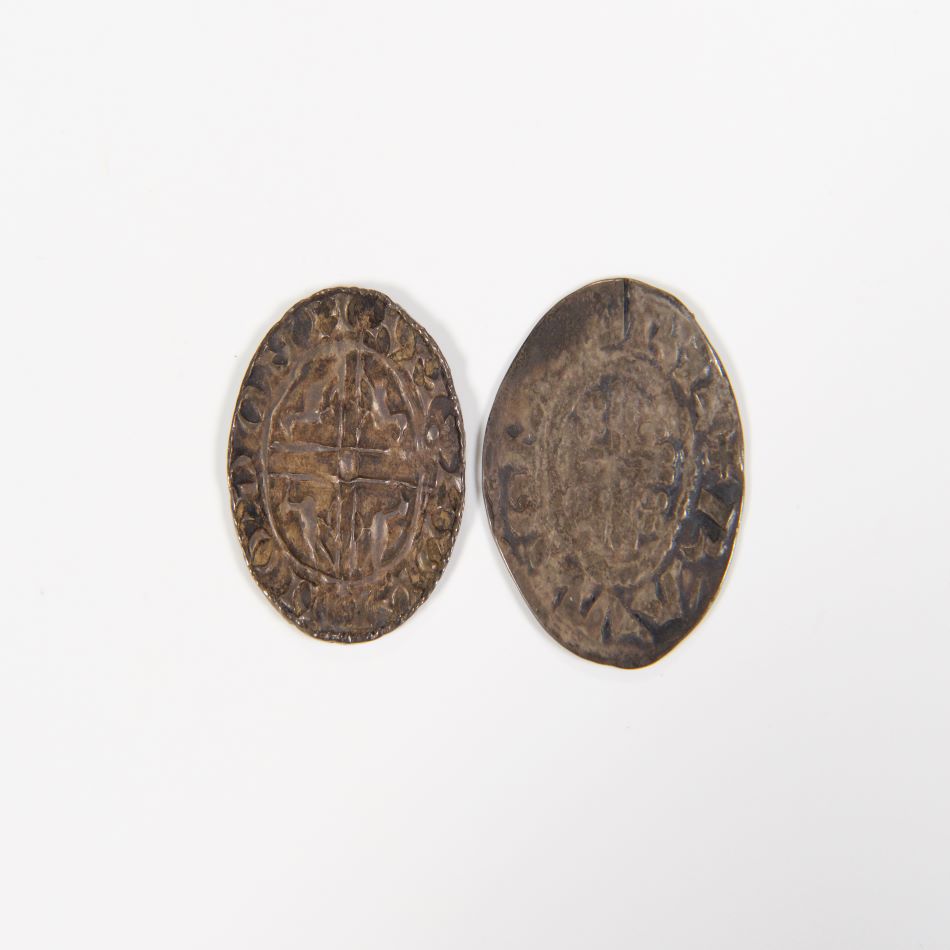 Image to show two Northampton mint coins with short cross design