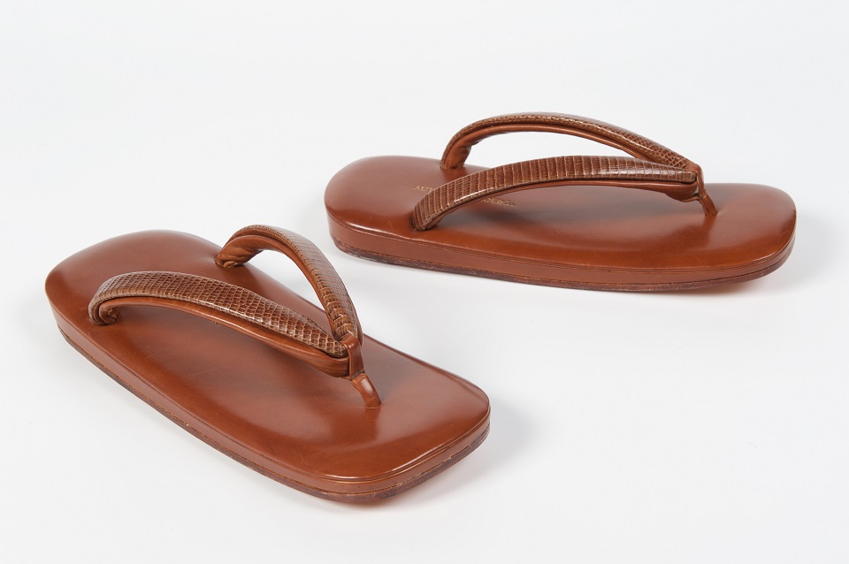Pair of men's brown leather and snakeskin toe thong sandals. Footbed stamped: AUTHENTIC SHOE &amp; CO. Made by Takegahara Toshinosuke, Japan 2003