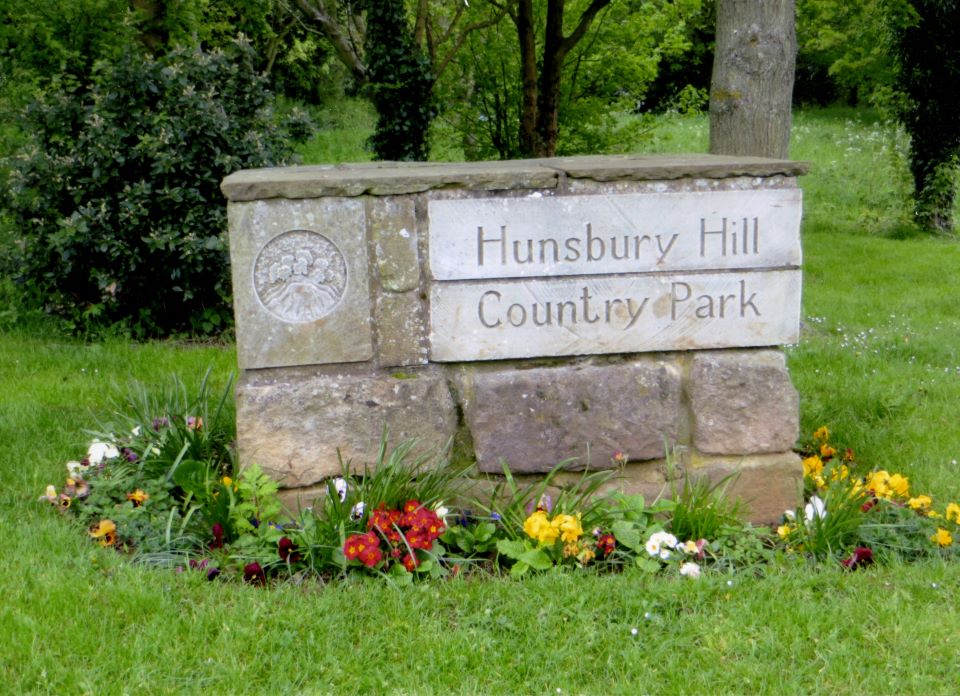 Image of the Hunsbury Hill Country Park Sign, courtesy of The Friends of West Hunsbury Parks